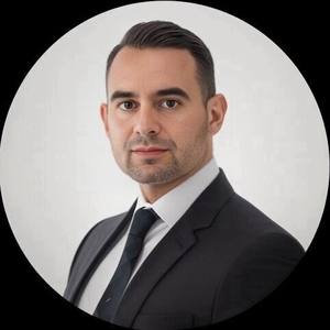 Matthew Maunder professional headshot